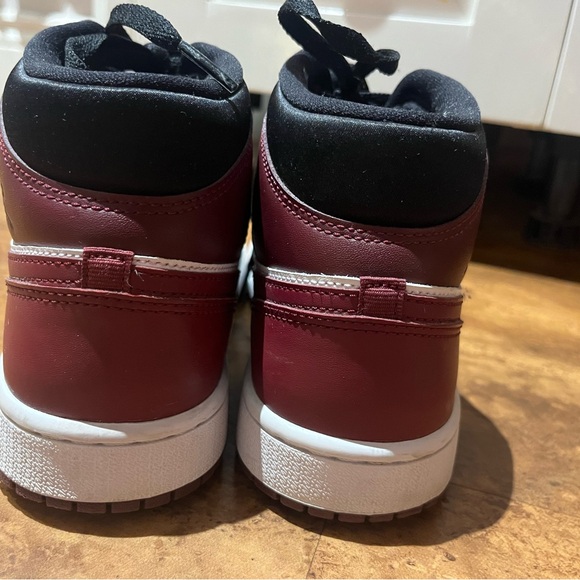 Women’s Air Jordan 1 Mid “Maroon” with gold charms - Picture 2 of 9